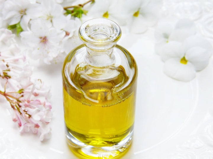 Benefits of Cleansing Oil for Acne-Prone Skin